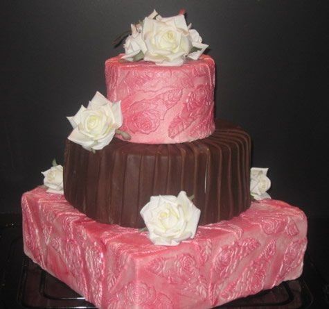 Renee Cakes Wedding Cake Raleigh Nc Weddingwire