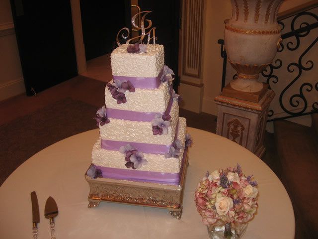Renee Cakes Wedding Cake Raleigh Nc Weddingwire