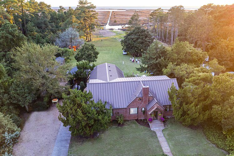 Bostwicks Magnolia Manor