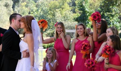 Gold Country Wedding Designs by Kim Stovall