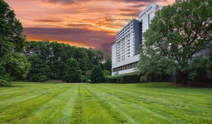 Sonesta Charlotte Lower South End