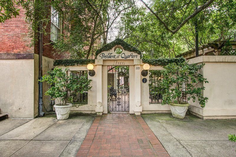 Presidents' Quarters Inn
