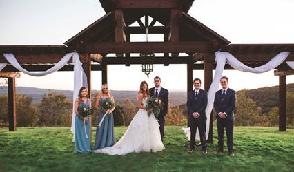 Mulberry Mountain Lodging & Events