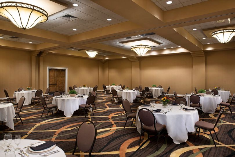 DoubleTree by Hilton Memphis Downtown