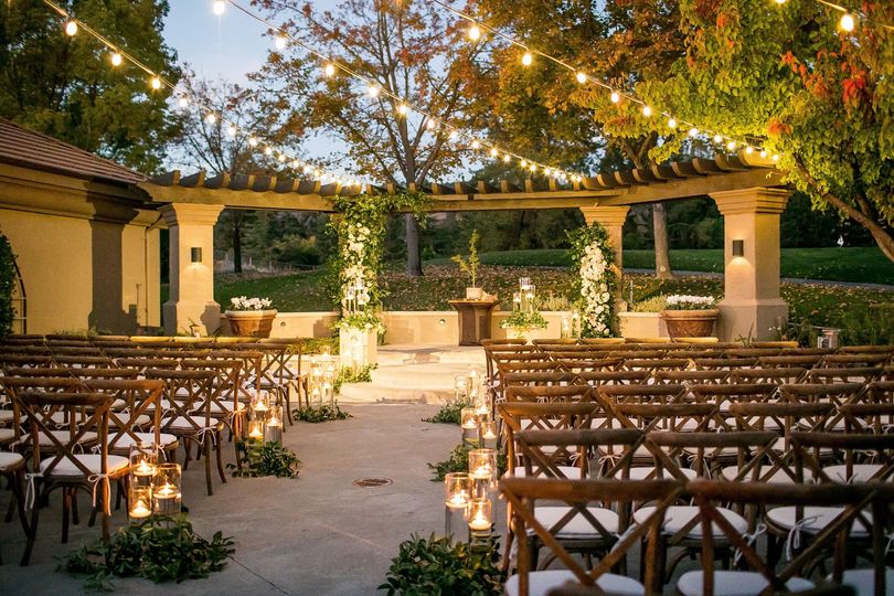 Round Hill Country Club