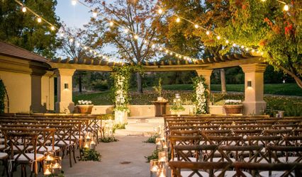 Round Hill Country Club