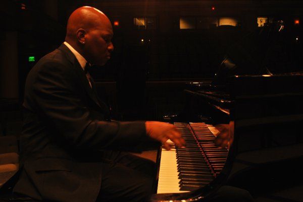 Harvey Cummings - Wedding Pianist
