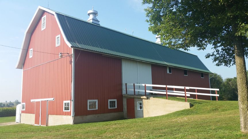 Happily Ever After Wedding Barn Venue Pecatonica Il Weddingwire
