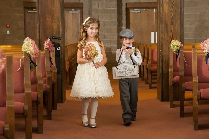 Burlap & Lace Events