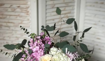 Wedding Flowers by Lourdes Tellado