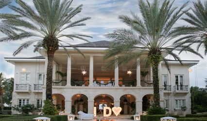 Wedding Mansion in the Tropics