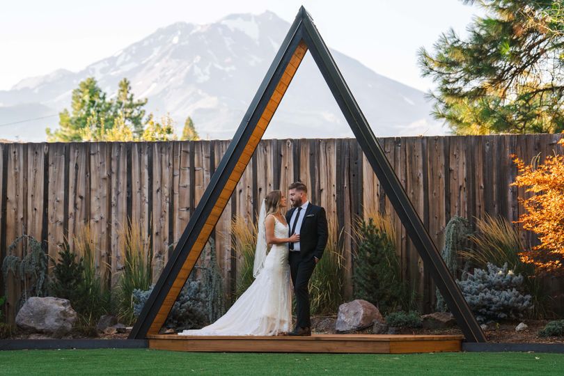 Shasta View Lodge