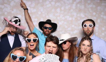 Happy Clicks Photo Booth