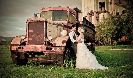 Kauai Wedding Photography by Sam Mitzel