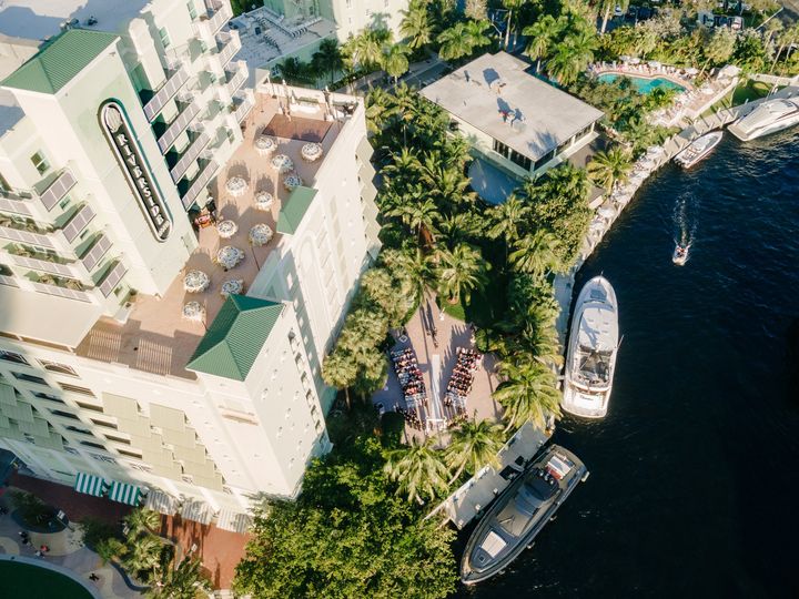 Riverside Hotel