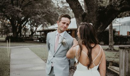 Wild Wood Weddings Events & More LLC