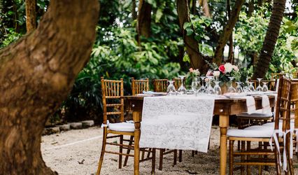 Simple Rustic - Table & Chair Rentals