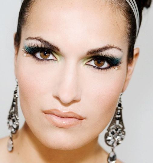 Samantha Duong- Professional Makeup Artist