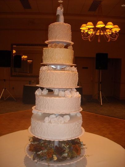 Cake Connection Wedding Cake Danville In Weddingwire