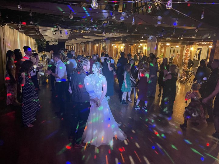 Boogie Down Weddings