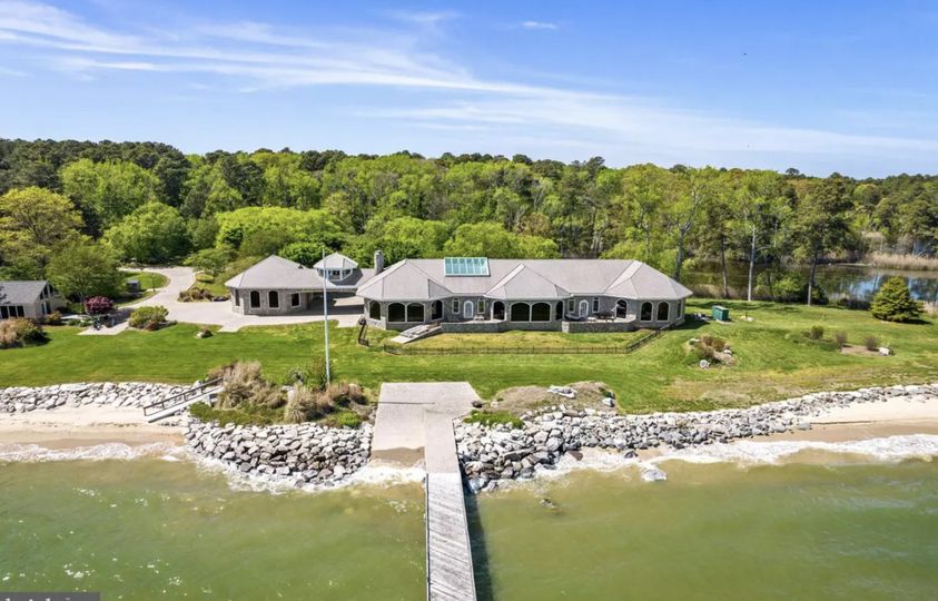 Stonecrest Manor