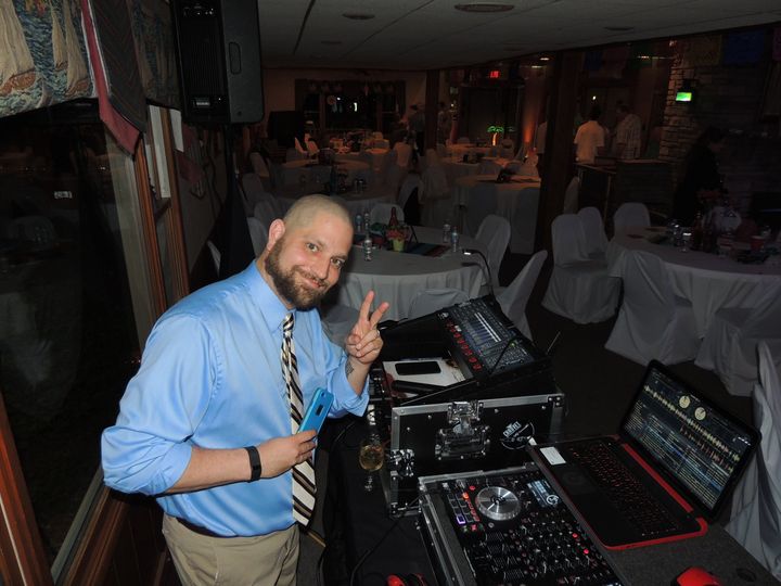 Tailor Made Dj Wedding Dj View 11 Reviews And 40 Pictures