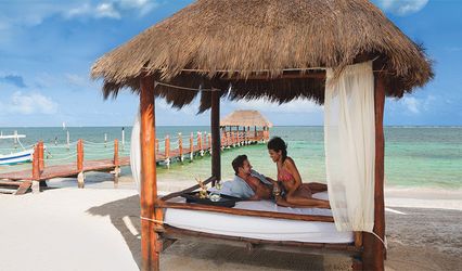 Honeymoon Headquarters