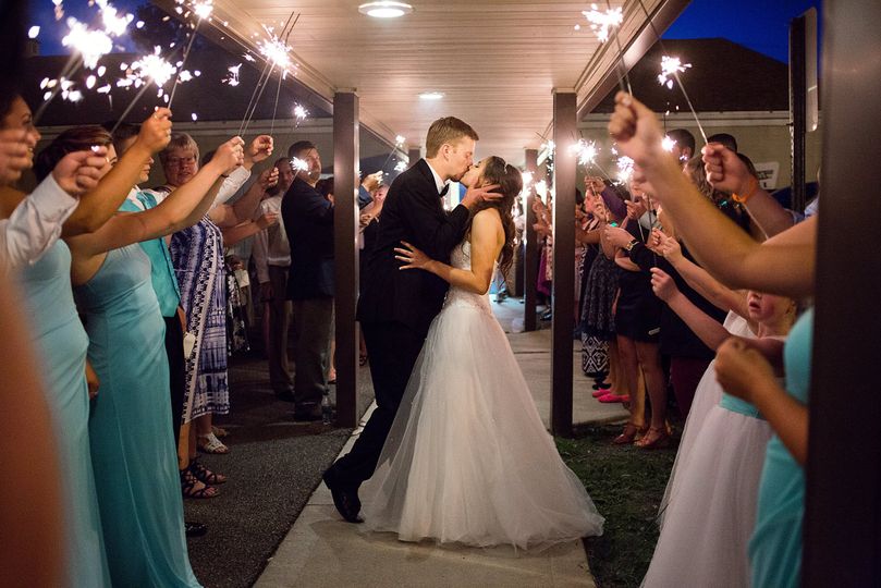 Pearls & Palms Weddings
