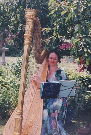 Elizabeth Meriwether Huntley Harpist