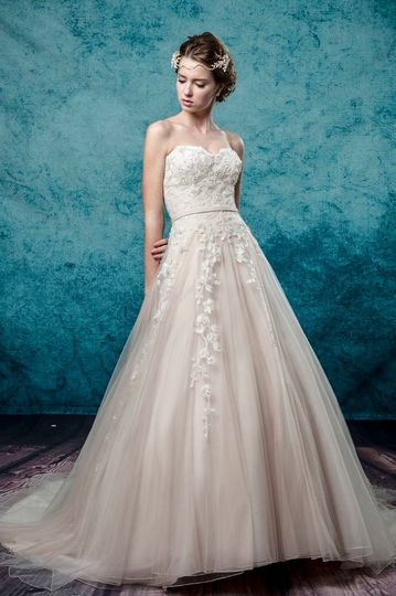 Daniela Vlad Design Studio + Boutique