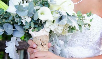 Florals by Laurie