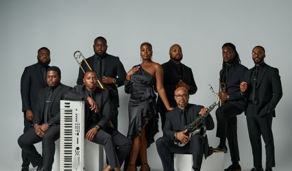 Essence Band