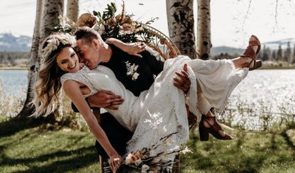 Whispering Daisy Photography