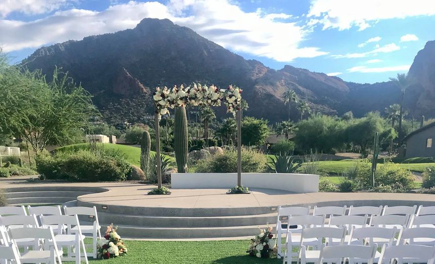 B Unique Weddings