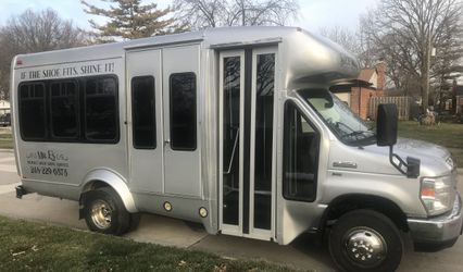 Mr E’ Mobile Shoeshine Shuttle