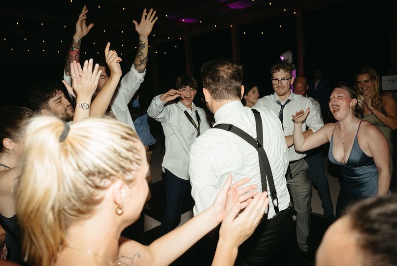 AyO Weddings!