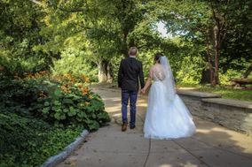 Amy & Meghan's Photography