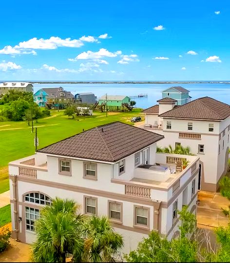 Bella Villa