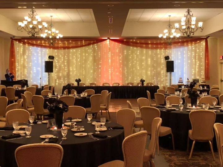The Ballroom At The Comfort Suites Cicero Venue Cicero Ny Weddingwire