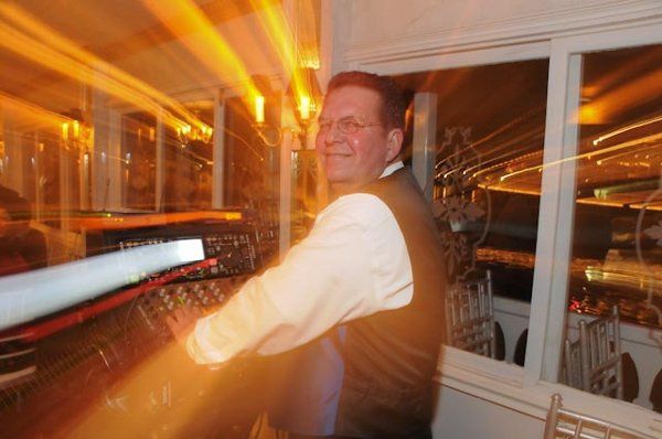 DVS Mobile DJ Service