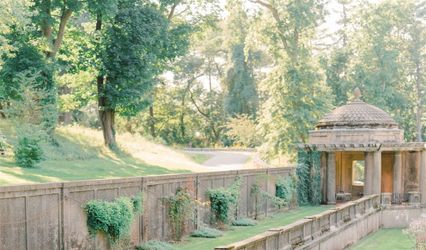 Hummingbird Bridal and Events