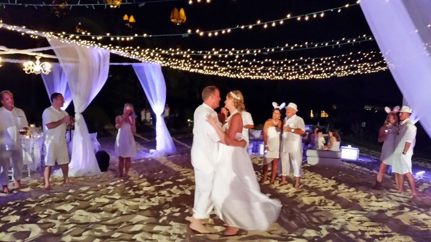 Paradise Weddings Bahamas