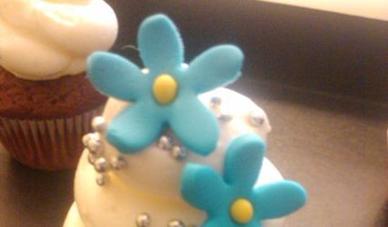 Carmen Cupcakes and Cakes