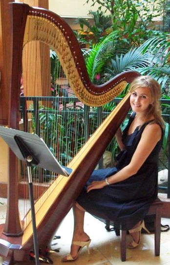 Professional Harpist Jessica Cardwell