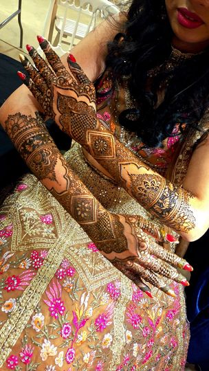 Sadia's Mahendi