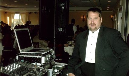 Pierside Entertainment DJ Services