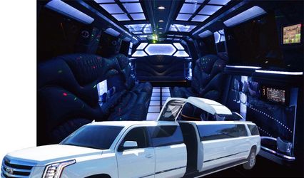 Deluxe Chicago Limo