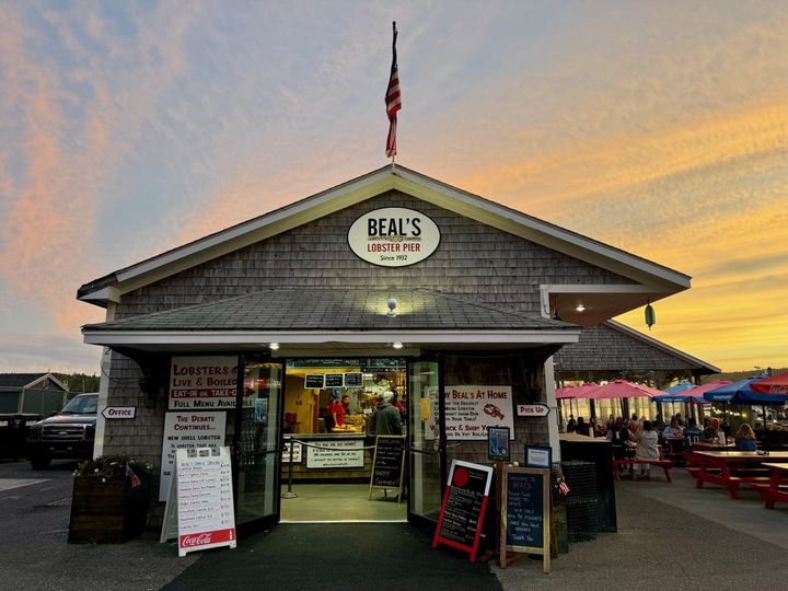 Beal's Lobster Pier
