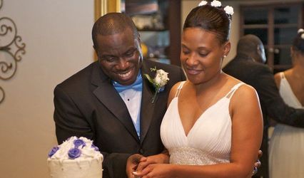 A La Carte Catering & Cakes Inc.