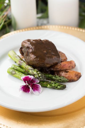 Distinctive Catering & Events